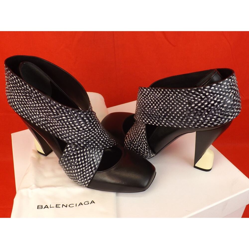 BALENCIAGA BLACK WRAP SNAKE PRINT LEATHER SCULPTURE HEELS PUMPS 36 292683 - Picture 8 of 11